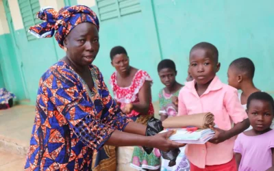 DISTRIBUTION DE KITS SCOLAIRES DANS LE CANTON DE BAGA